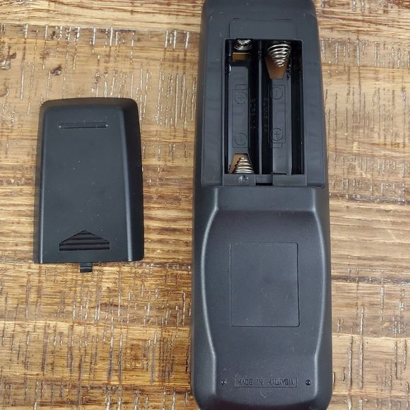 DENON RC-545 DVD Remote Control Genuine Original Equipment - NO BATTERIES - Picture 5 of 7